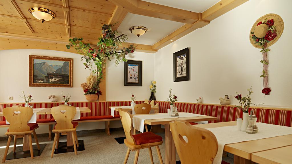 Landhaus Strolz Sankt Anton am Arlberg Exterior photo