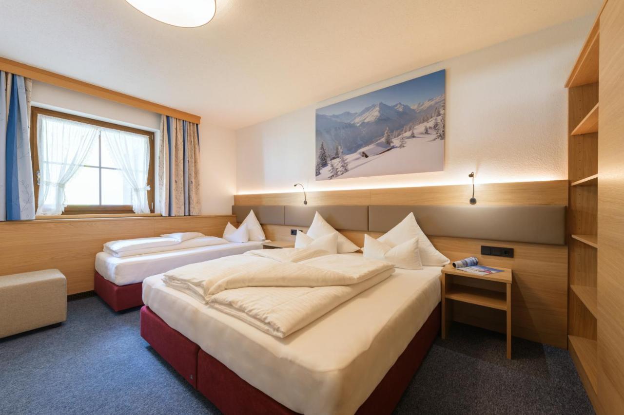 Landhaus Strolz Sankt Anton am Arlberg Exterior photo