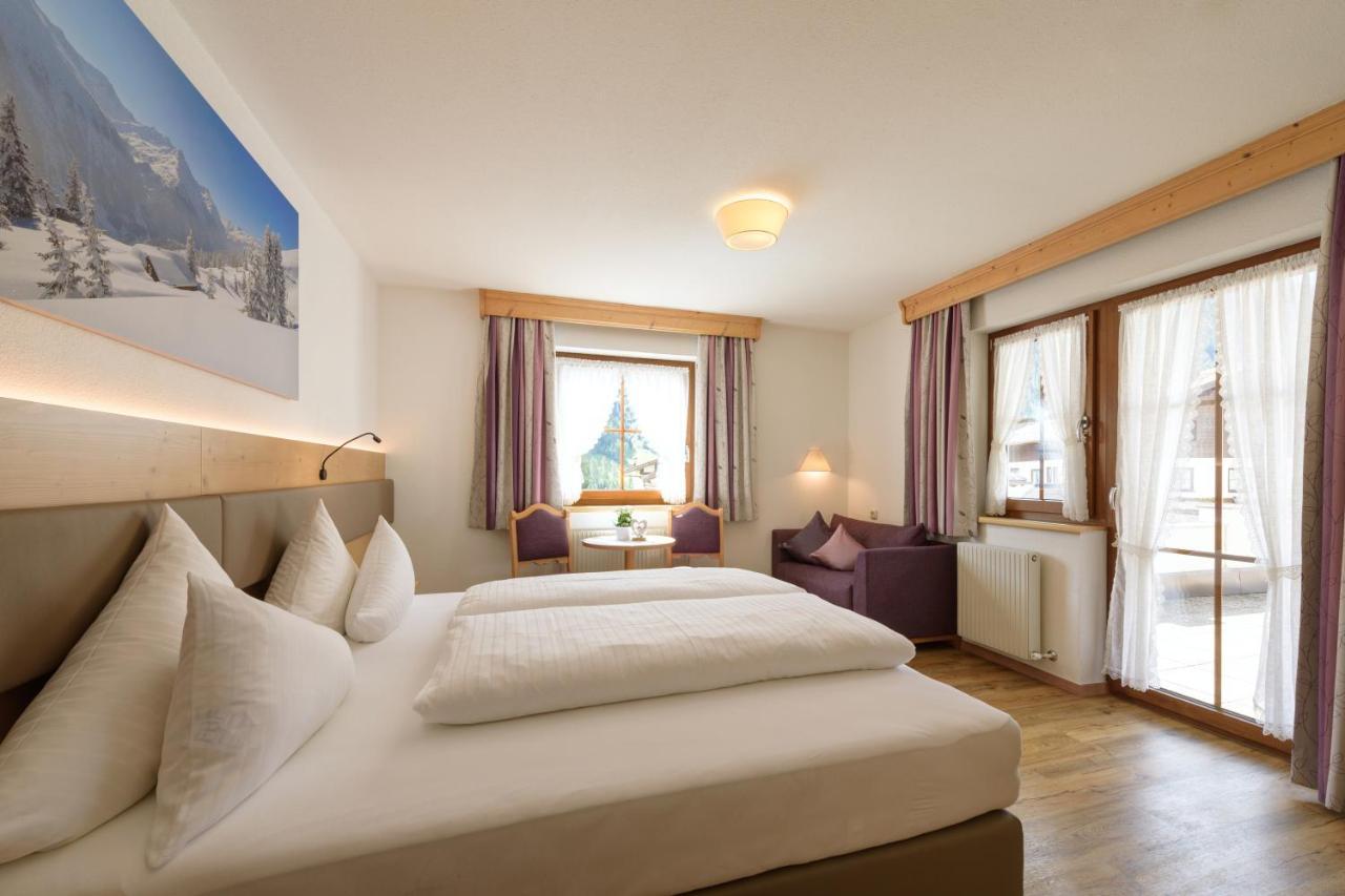 Landhaus Strolz Sankt Anton am Arlberg Exterior photo