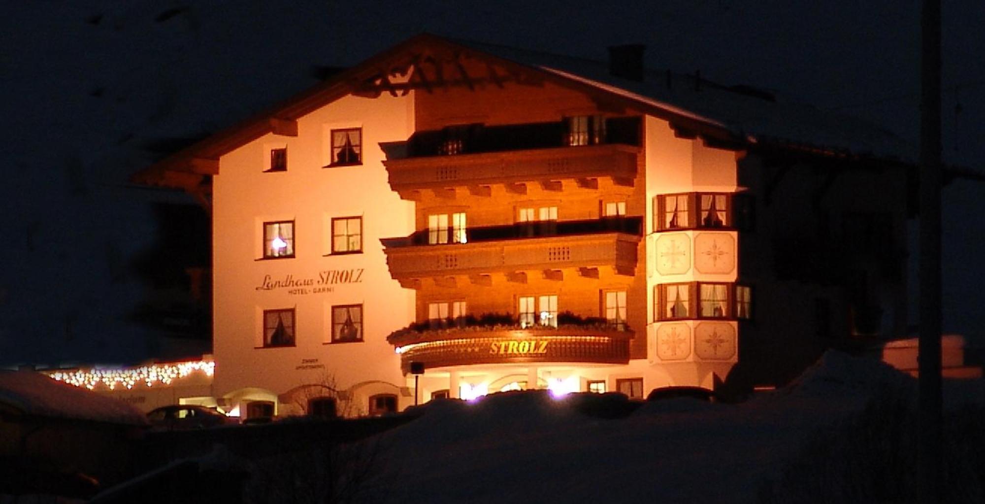 Landhaus Strolz Sankt Anton am Arlberg Exterior photo